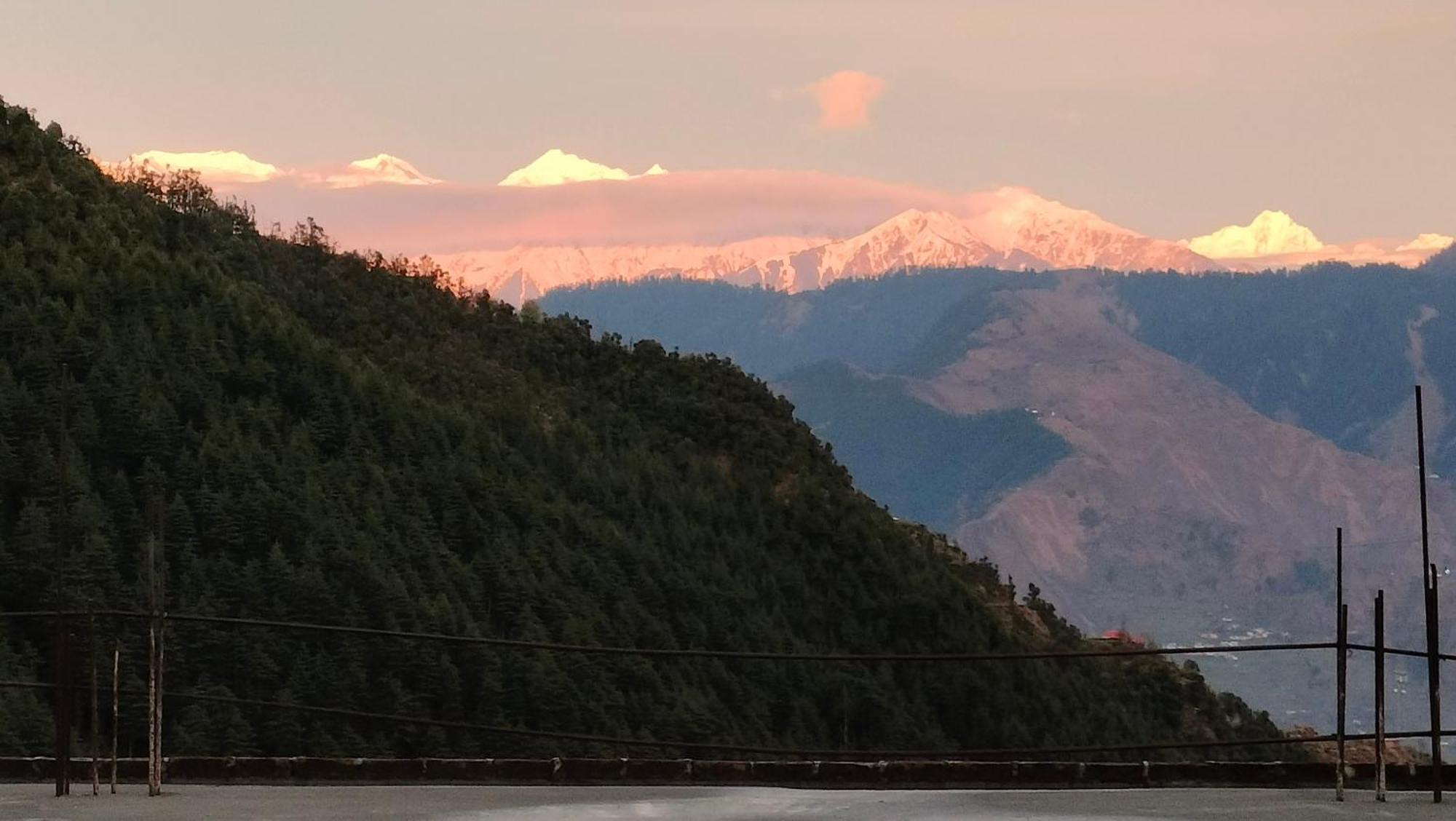 Grand Kailash Khajjiar Далхаузі Екстер'єр фото